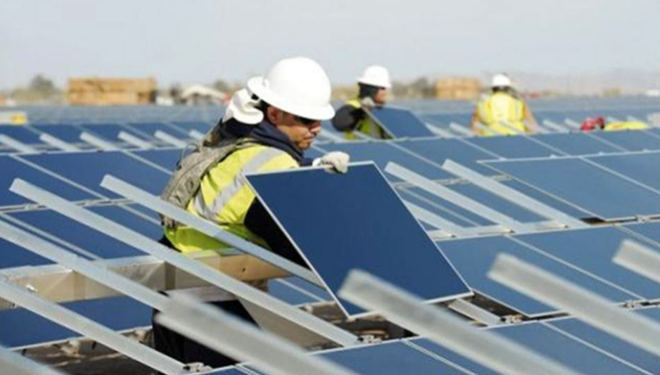 Algérie : projet d’énergie solaire de 1 000 mégawatts avec 110 entreprises en compétition