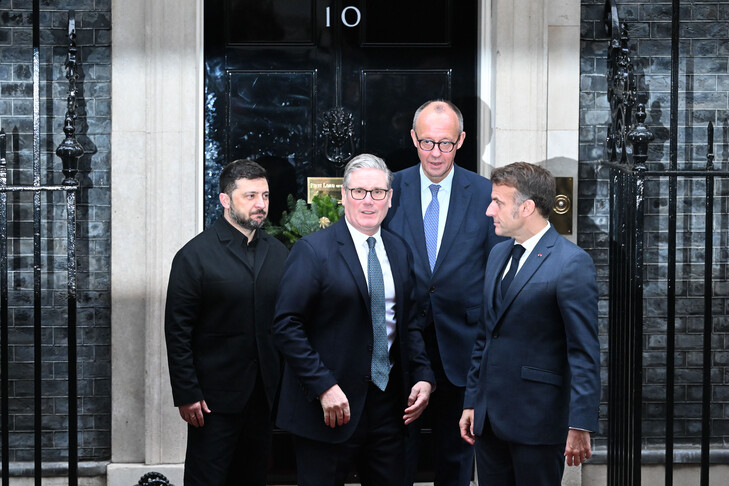 Le président ukrainien Volodymyr Zelensky est à Londres pour un sommet diplomatique crucial avec les dirigeants européens